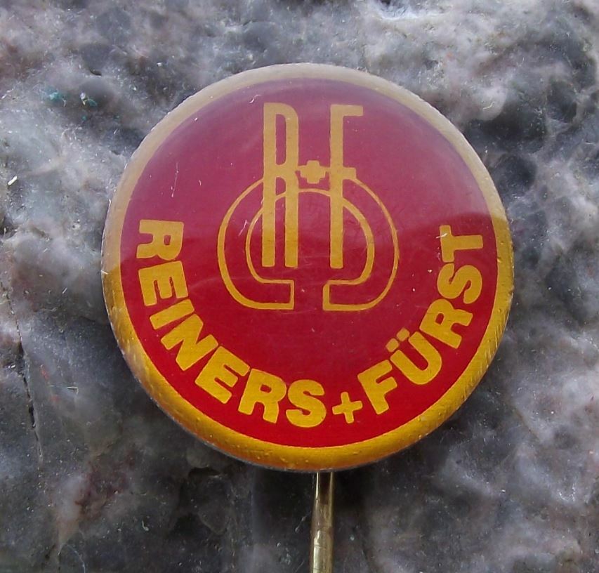 Antique Reiners + Furst Rings Travellers Engineering Firm Company Logo Pin Badge - Badgecrazy