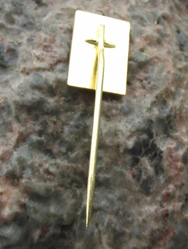 SSM SZM Central Political School Czechoslovakia Communist Youth Sec Pin Badge - Badgecrazy