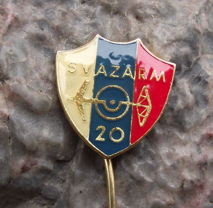 1971 Svazarm 20th Anniversary Czech Army Military Reserve Shield Pin Badge - Badgecrazy