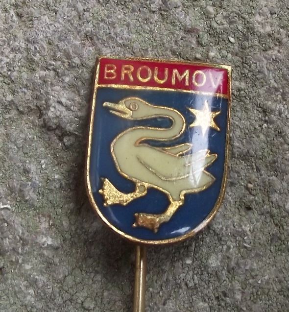 Broumov Goose Coat of Arms Swan Heraldic Crest Czechoslovakia Tourist Pin Badge - Badgecrazy