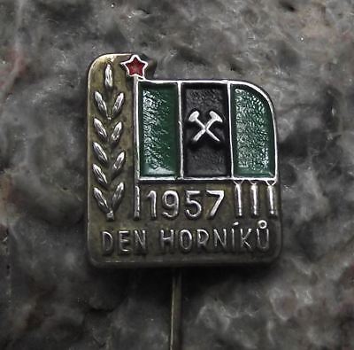 1957 National Czech Mining Miners Day Den Horniku Coal Mine Flag Pin Badge - Badgecrazy