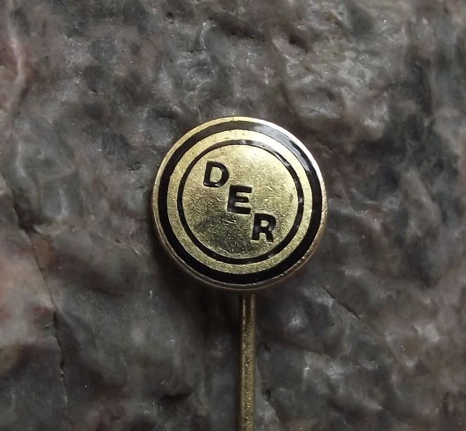 Antique DER Deutsches Reiseburo East German Travel Agent DDR GDR Pin Badge - Badgecrazy
