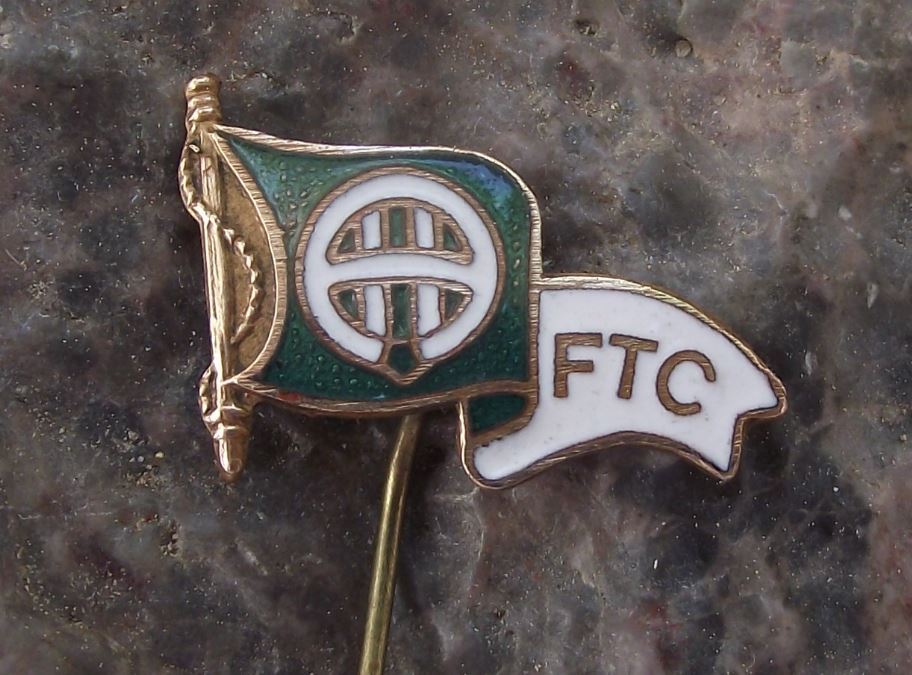 Antique Ferencvarosi Ferencvárosi Torna Club Bajnok FTC Football Flag Pin Badge - Badgecrazy
