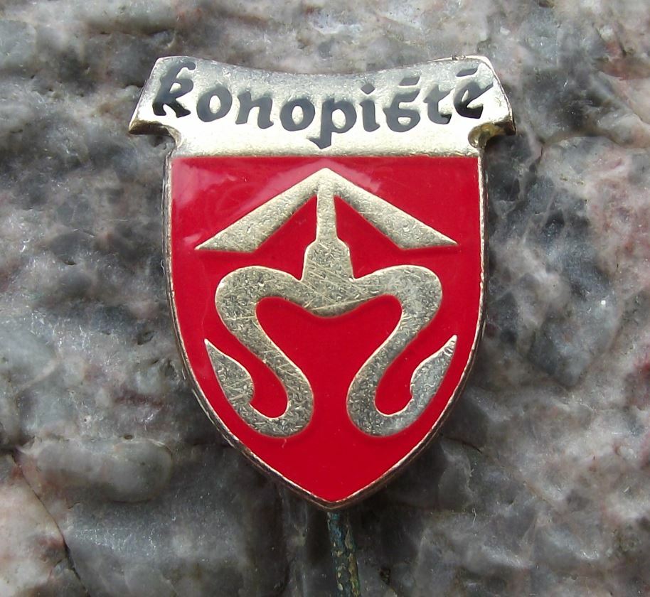 Antique Konopiste Konopischt Czech Castle Schloss Heraldic Crest Pin Badge - Badgecrazy