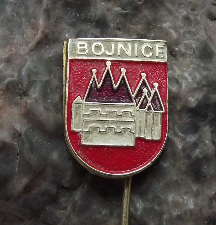 Antique Bojnice Castle Czech Town Weinitz Tourist Souvenier Visit Pin Badge - Badgecrazy