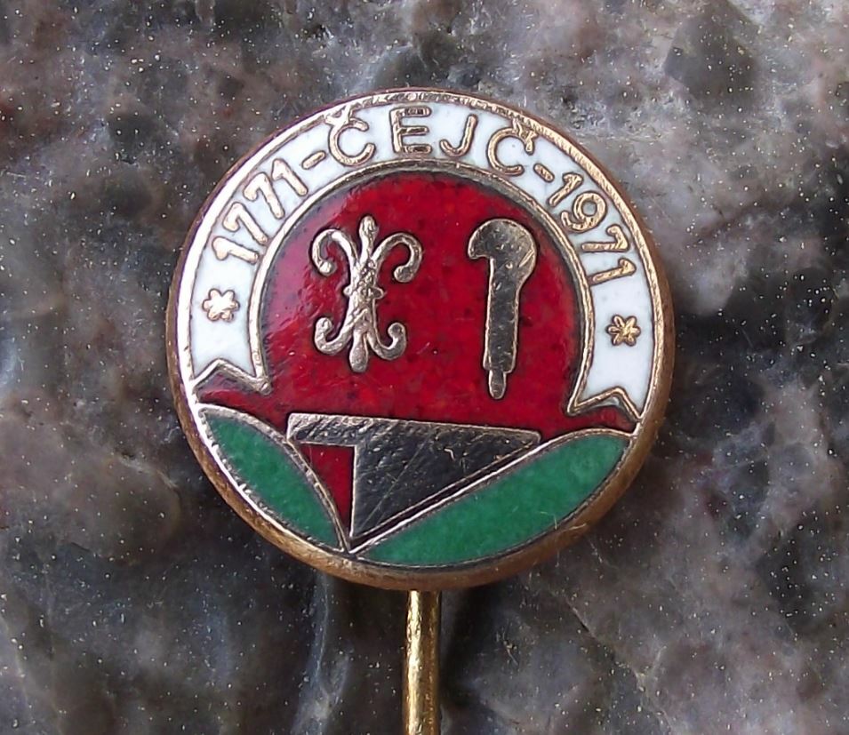 1971 Cejc Czechoslovakia Coat of Arms 200th Anniversary Heraldic Pin Badge - Badgecrazy
