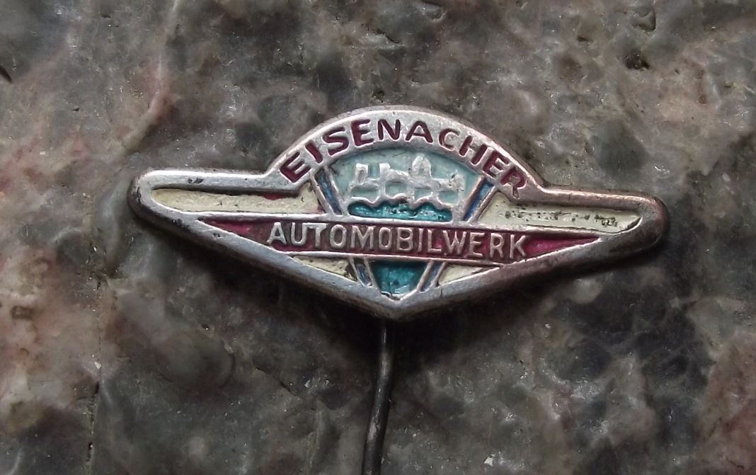 Antique Automobilwerk Eisenach Wartburg Car Autos DDR GDR East Germany Pin Badge - Badgecrazy