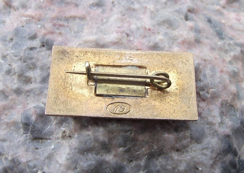 1957 Petrograd 40th Anniversary Russian Communist October Revolution Pin Badge - Badgecrazy