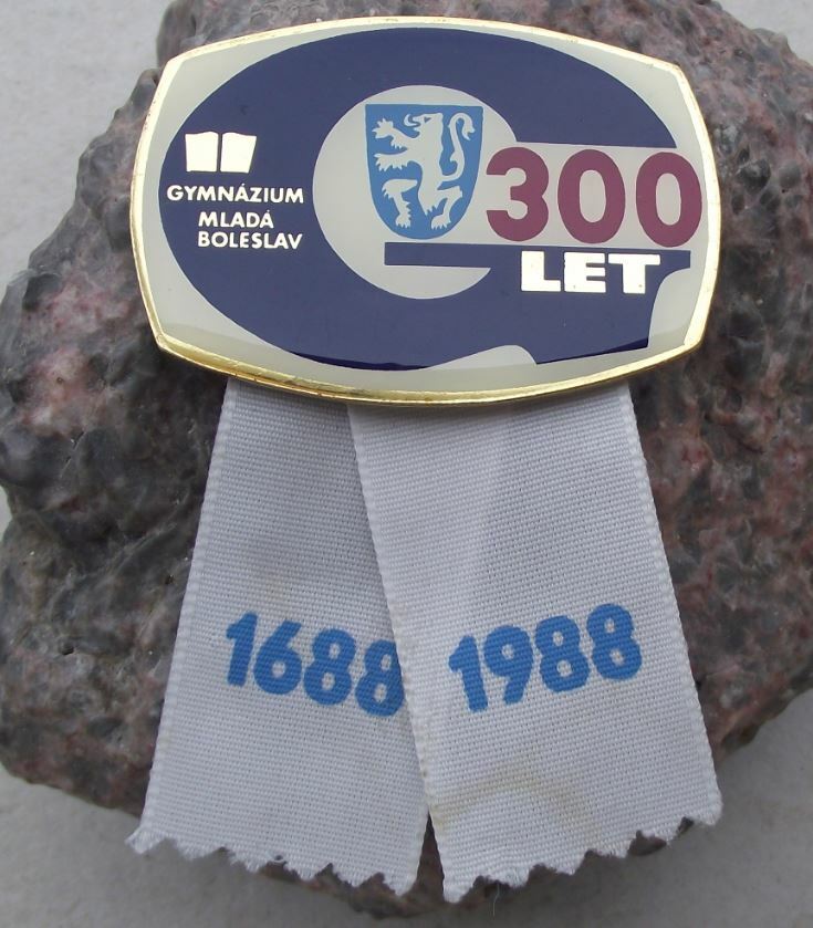 1988 Gymnazium Mlada Boleslav 300th Anniversary 1688 School Ribbon Pin Badge - Badgecrazy