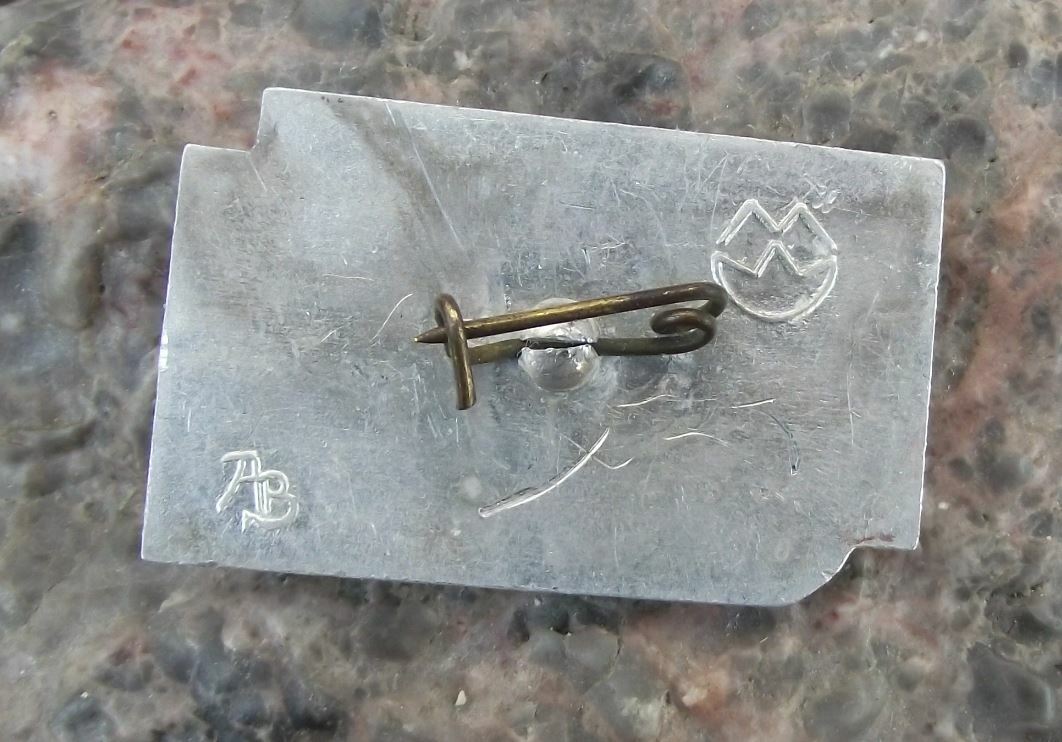 Vintage Kiev Kyiv Bohdan Khmelnytsky Soviet Union WW2 Hero City Award Pin Badge - Badgecrazy