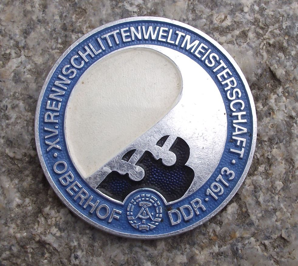 1973 East Germany DDR GDR 15th Racing Sledge Sled World Chamionships Pin Badge - Badgecrazy