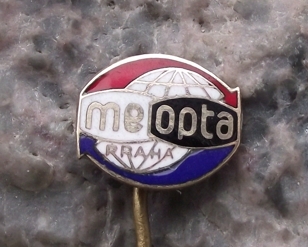Vintage Meopta Czech Camera View Master Company Stereoscope Arrows Pin Badge - Badgecrazy