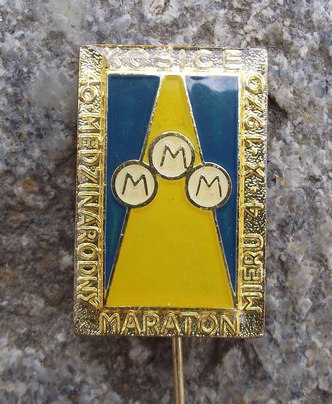 1970 Slovakia International Marathon Running Race MMM Kosice Athletics Pin Badge - Badgecrazy