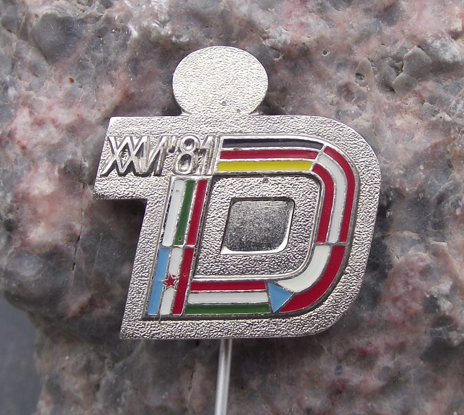 1981 Tour International Danubien 26th TID Danube Canoe Event Germany Pin Badge - Badgecrazy