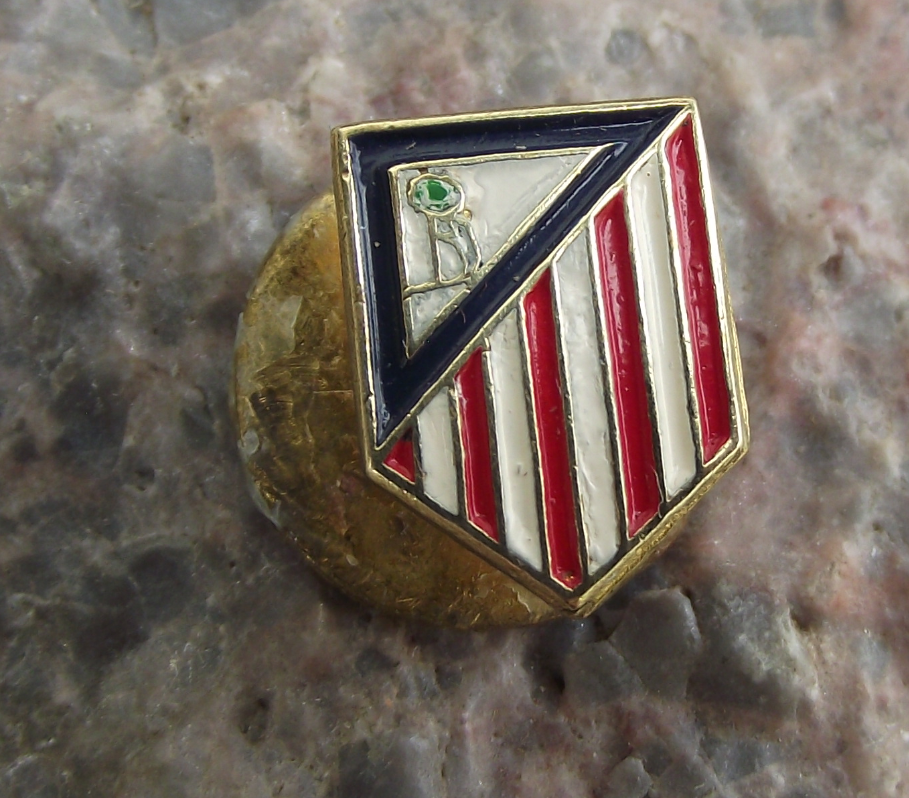 Antique Atletico Madrid Spanish Football Club Futbol Crest Jacket Button Hole - Badgecrazy