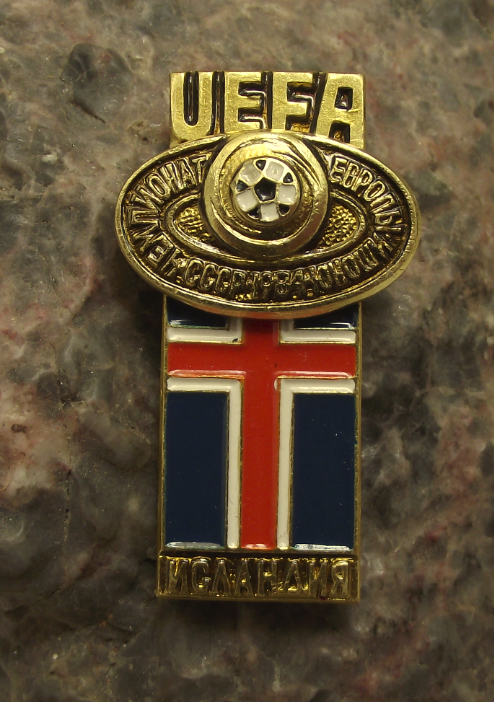 1984 UEFA European Football Championships Iceland Team Soccer Pin Badge - Badgecrazy