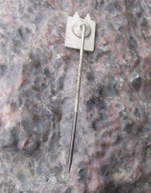 Vintage EKL VEB Elektrokohle Lichtenberg East German Graphite DDR GDR Pin Badge - Badgecrazy
