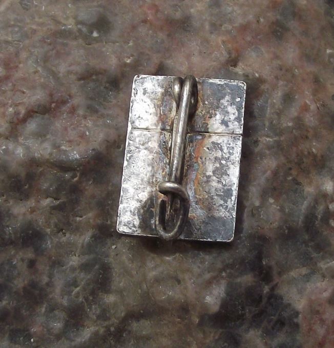 1976 European Speed Skating Championships Oslo Norway EM 76 Skater Pin Badge - Badgecrazy