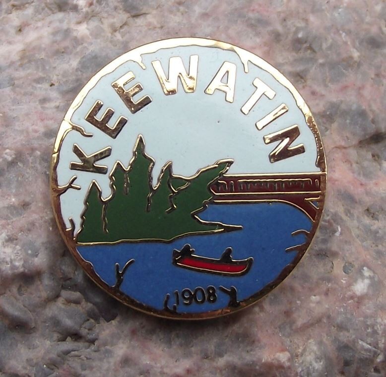 Keewatin Region Northwest Territories Canada Province Canadian Pin Badge - Badgecrazy