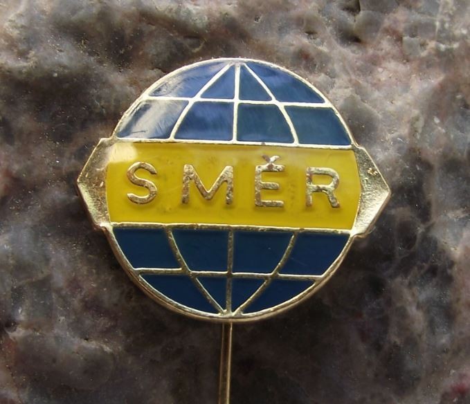 Smer Plastic Military Scale Models & Toy Maker Globe Logo Advertising Pin Badge - Badgecrazy