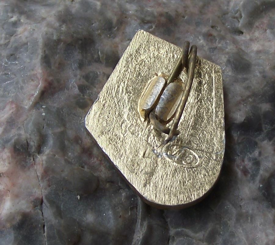 Vintage Leningrad Saint St Petersburg Admiralty Building Soviet Union Pin Badge - Badgecrazy