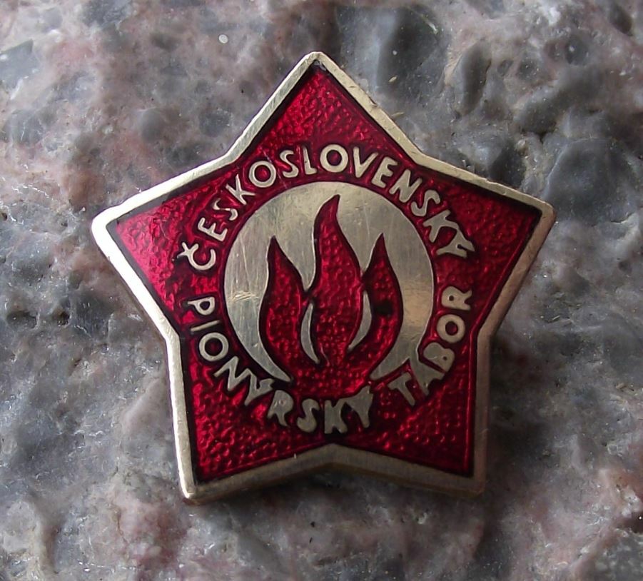 Antique Czechoslovaka Pioneer Organisation Campfire Flames Motif Tabor Pin Badge - Badgecrazy