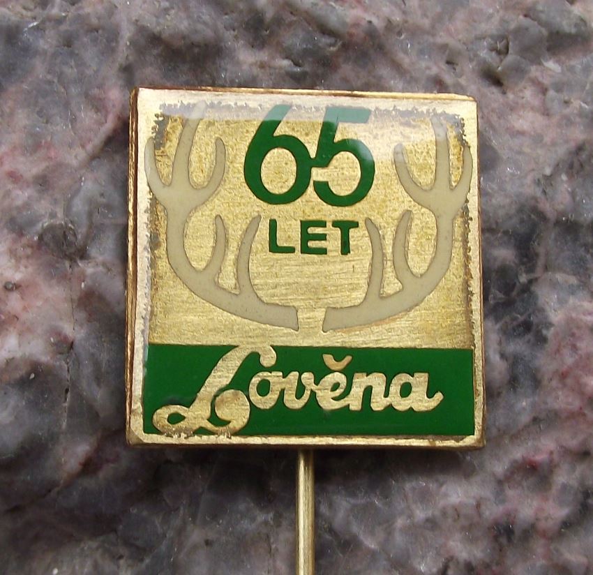 1985 Lovena Czech Double Barrelled Shotgun & Rifle Maker Stag Trophy Pin Badge - Badgecrazy