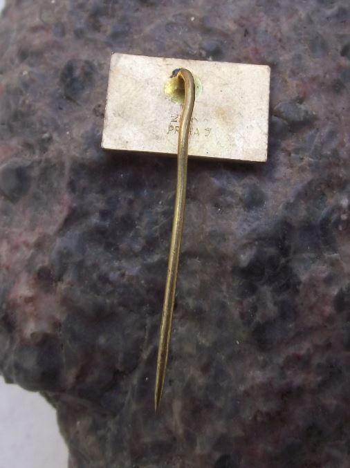 1967 Soviet Union 50th Anniversary Workers Revolution Hammer Sickle Pin Badge - Badgecrazy