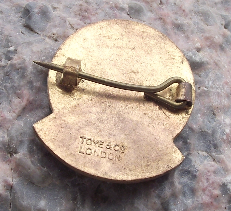 Vintage London Institute of Hairdressing Scissors Logo Graduate Pin Badge - Badgecrazy