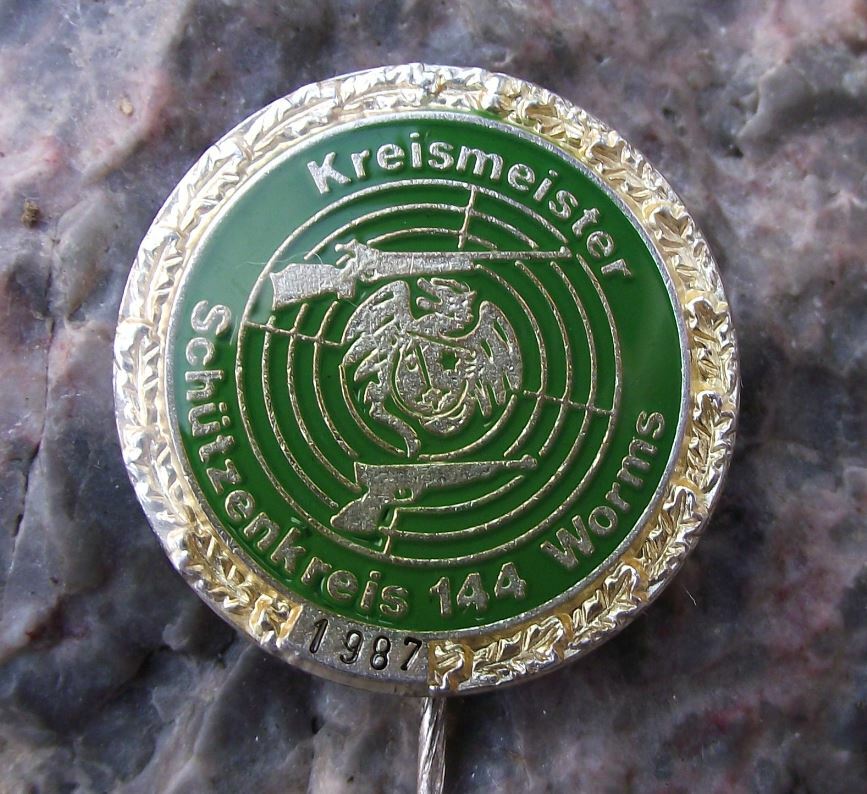 1987 Germany 144 Calibre Rifle Pistol Shooting Competition Gun Silver Pin Badge - Badgecrazy