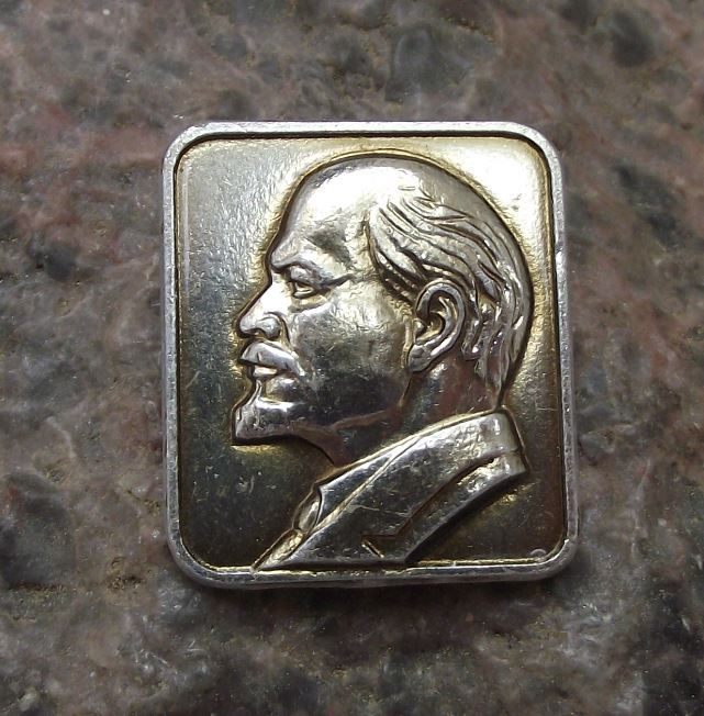 Detailed Vladimir V I Lenin Russian Leader Profile Communism Socialism Pin Badge - Badgecrazy