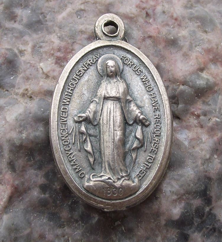 Vintage Blessed Mother Mary Pray for Us Christian Religious Holy Icon Charm - Badgecrazy