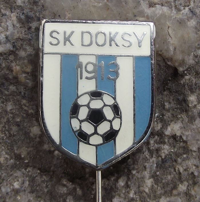Official SK Doksy 1913 Czech Republic Football Shield Soccer Team Pin Badge - Badgecrazy