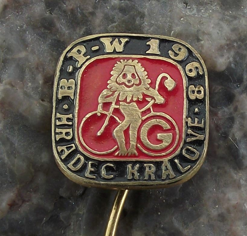 1968 WBP International Bicycle Race Hradec Kralove Lion Cycling BPW Pin Badge - Badgecrazy