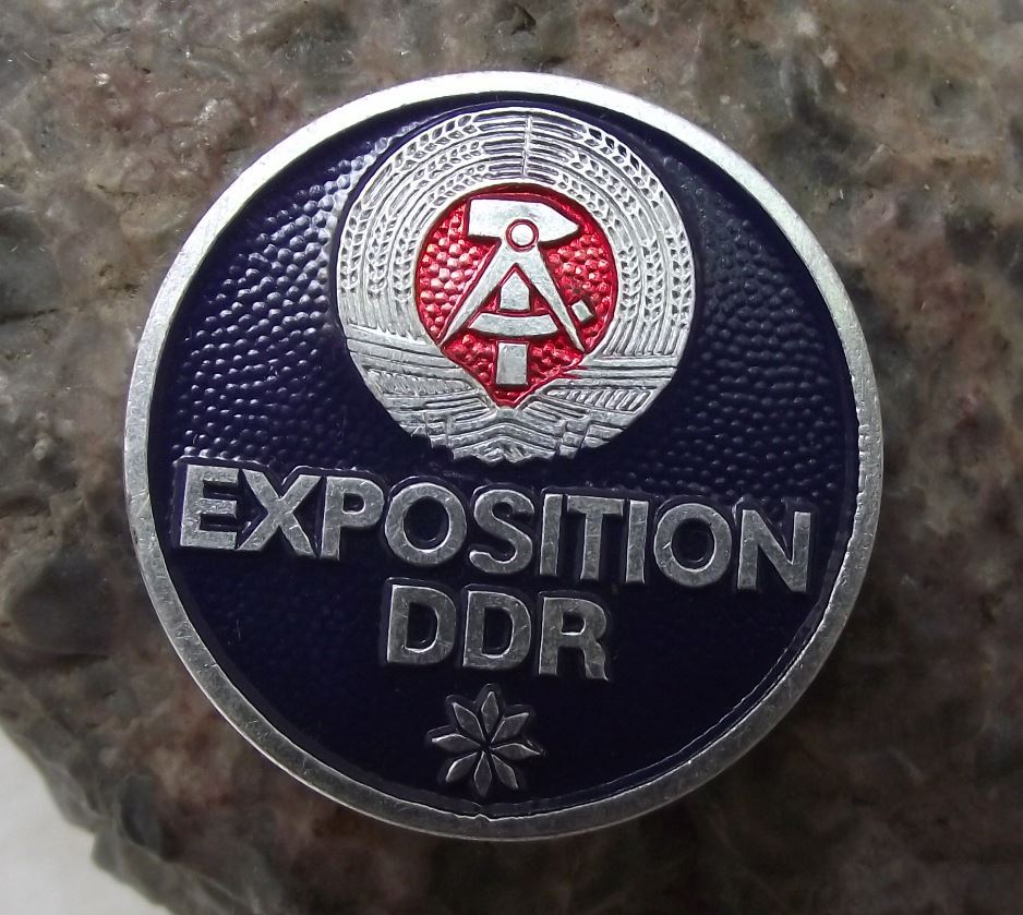 Exposition DDR East Germany Expo GDR German Trade Show Exhibition Pin Badge - Badgecrazy