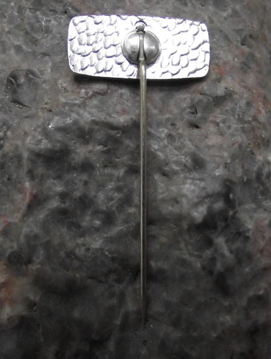 Antique Uster Fiber Fibre Yarn Testing Equipment Engineering Firm Pin Badge - Badgecrazy
