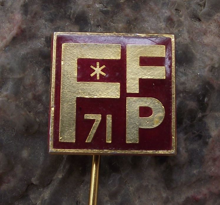 1971 FFP Czech Filmovy Exhibition 22nd Communist Workers Film Festival Pin Badge - Badgecrazy