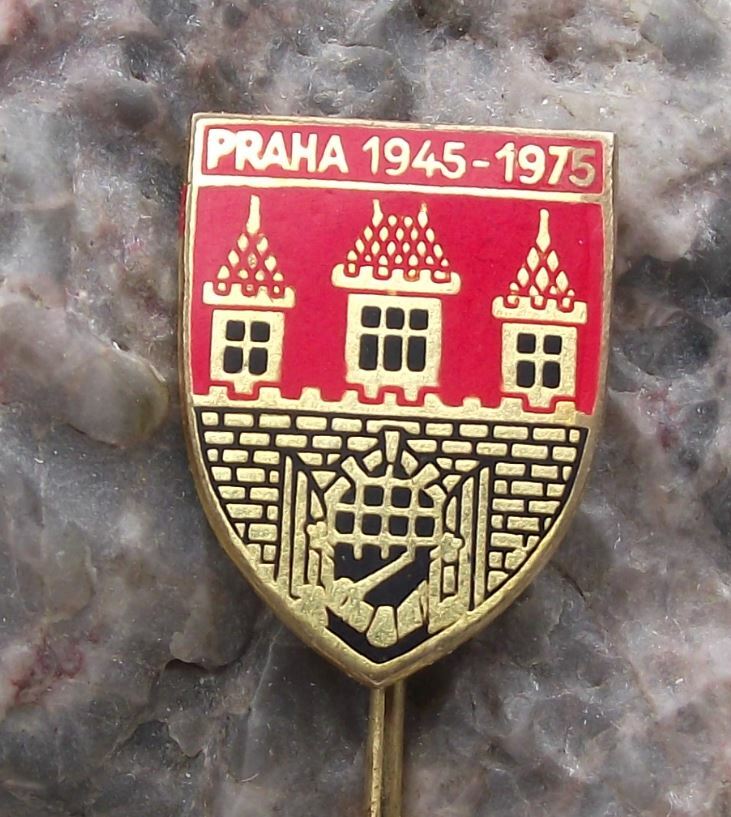 1975 Prague Czechoslovakia 30th Anniversary World War 2 Anniversary Pin Badge - Badgecrazy