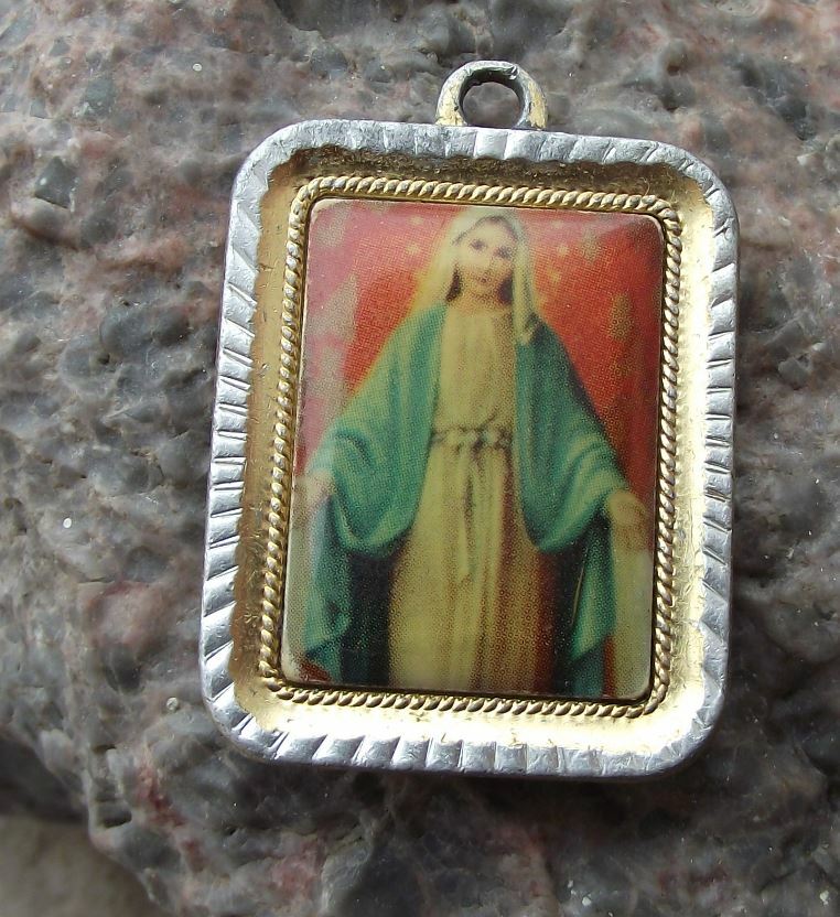 Vintage Blessed Virgin Mary Christian Religious Necklace Bracelet Charm - Badgecrazy