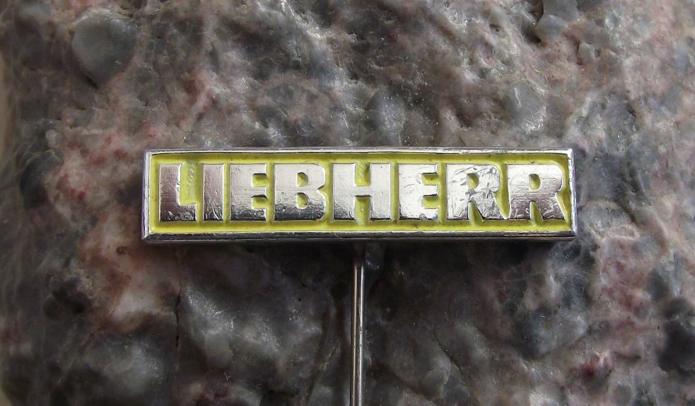 Vintage Liebherr Swiss Switzerland Machine Tool Heavy Equipment Pin Badge - Badgecrazy