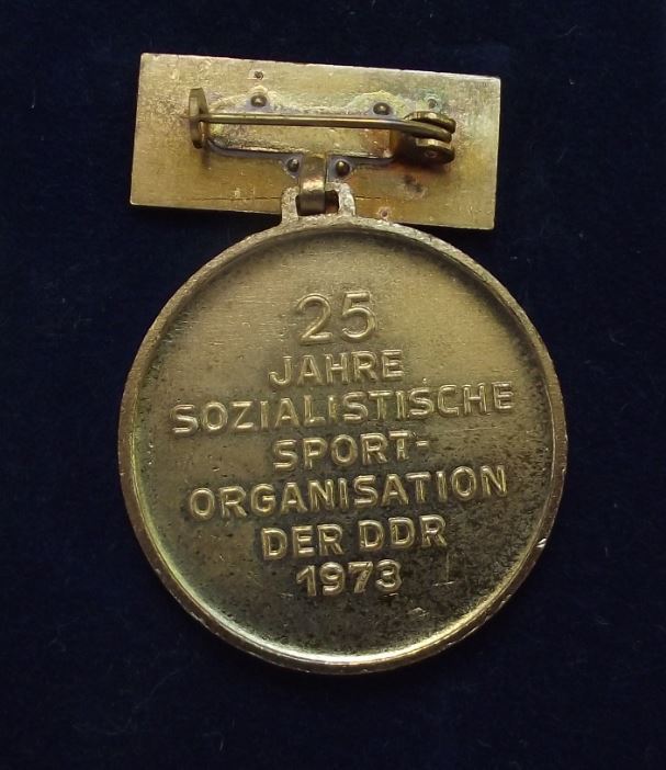 1982 DTSB Deutsches Turn und Sportfest 25th Anniversary Medal in Box Pin Badge - Badgecrazy
