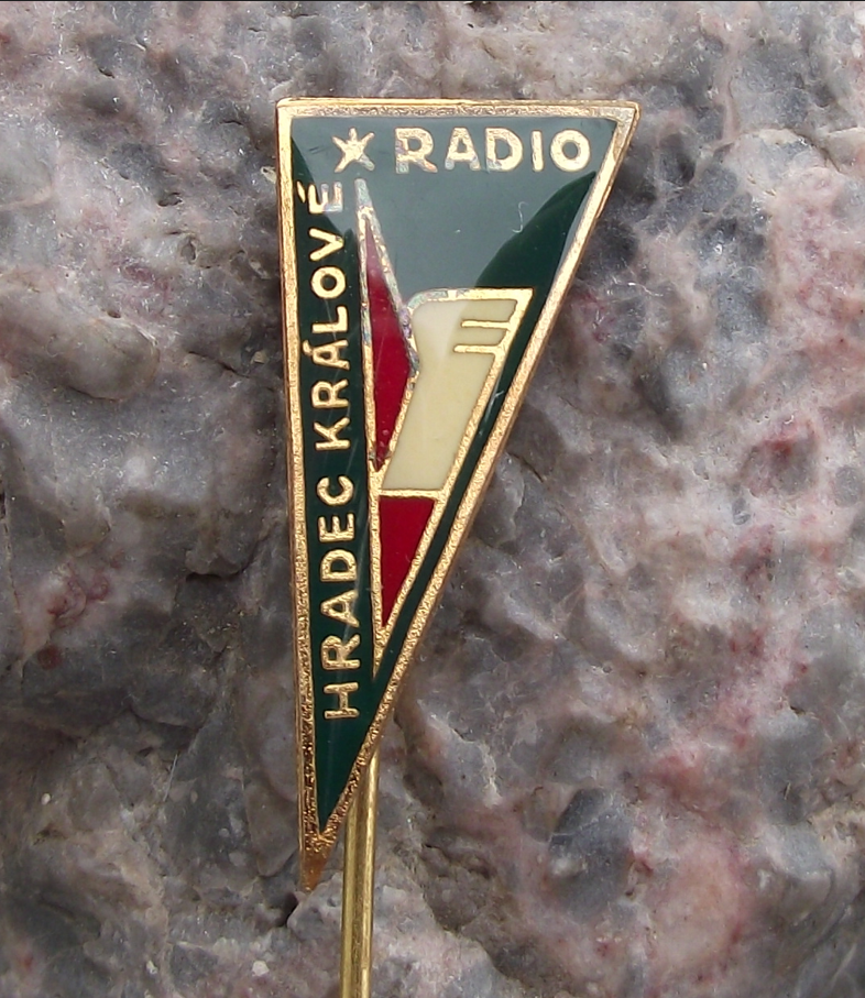 Vintage Radio Hradec Kralove Czech State Broadcaster Communist Pin Badge - Badgecrazy