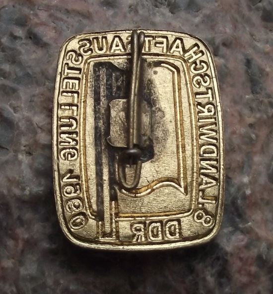 1960 Landwirtschaftsausstellung Agricultural Exhibition DDR GDR German Pin Badge - Badgecrazy