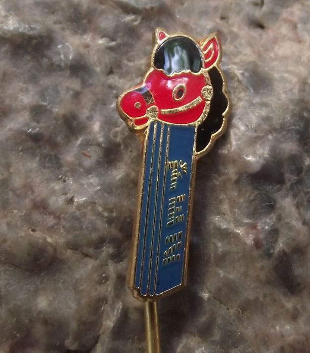 1976 Rare Classic Pez Club of Croatia Hobby Horse Cartoon Pony Bridle Pin Badge - Badgecrazy