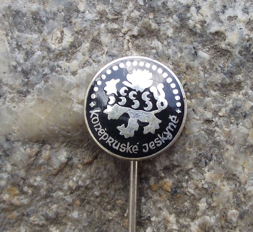 Antique Koneprusy Caverns Czechoslovakia Limestone Karst Cave System Pin Badge - Badgecrazy