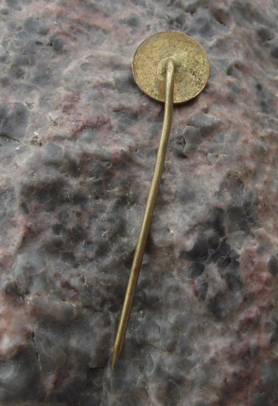 Antique Zetor Farm Tractor Worldwide Agriculture Crop Farming Pin Badge Blue - Badgecrazy