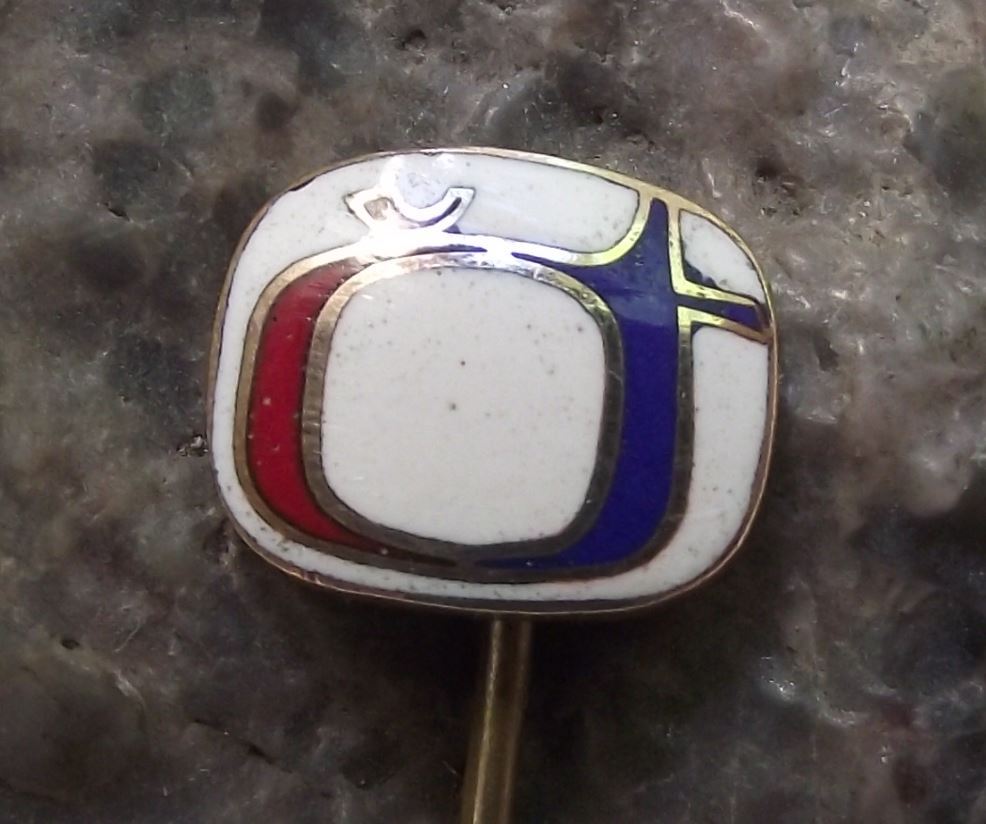 Antique Ceska Televize Czech State Television TV Broadcasting Company Pin Badge - Badgecrazy