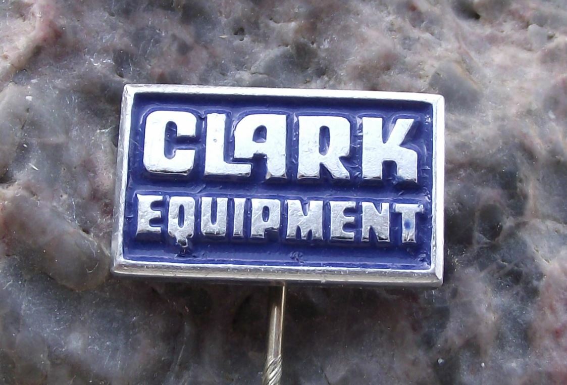Vintage Clark Equipment Company Construction Fork Lift Truck Firm Pin Badge - Badgecrazy