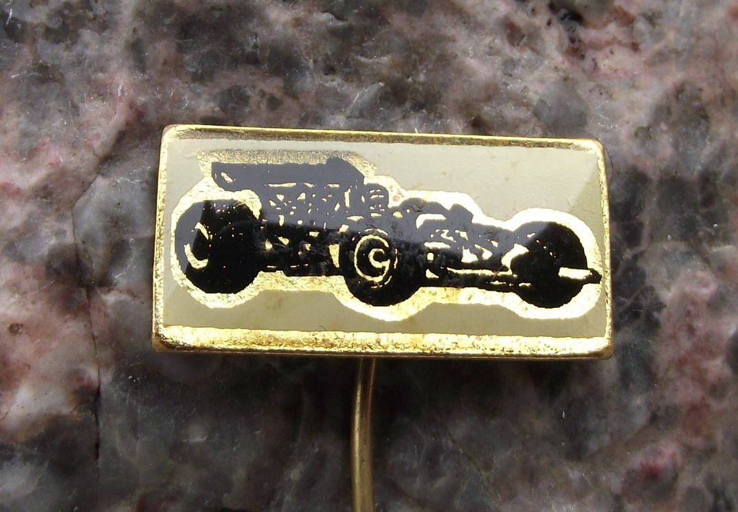 Formula 1 One F1 Grand Prix Track Racing Car Race Lotus Souvenier Pin Badge - Badgecrazy
