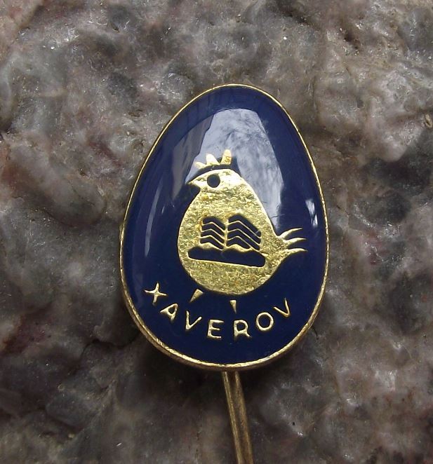 Antique Czech Chicken Farm Xaverov Hen & Egg Logo Keeper Farmer Pin Badge - Badgecrazy